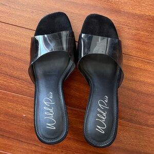 Wild Pair Women's Black Slide Sandals